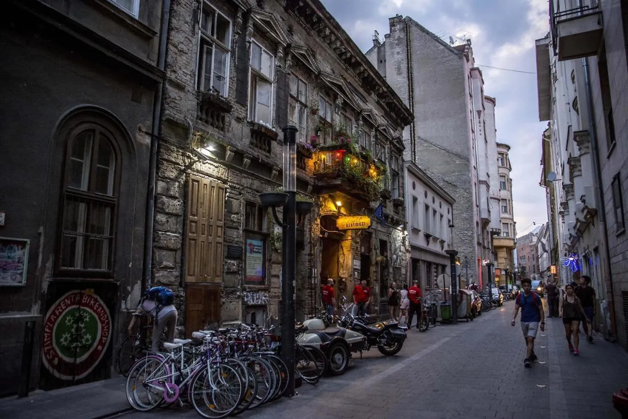 Skyline Residence Soho ☆ With A/C And Free Parking Budapest 0*,